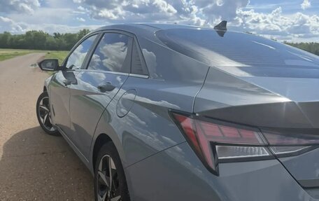 Hyundai Elantra, 2021 год, 2 300 000 рублей, 5 фотография