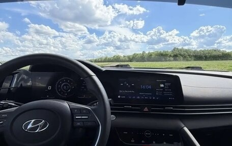 Hyundai Elantra, 2021 год, 2 300 000 рублей, 23 фотография