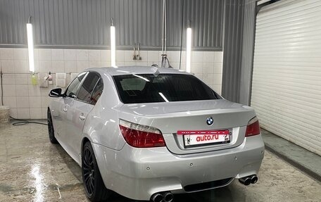 BMW 5 серия, 2009 год, 1 550 000 рублей, 2 фотография