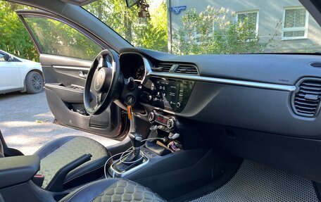 KIA Rio IV, 2021 год, 1 750 000 рублей, 3 фотография