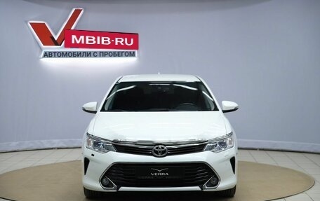 Toyota Camry, 2016 год, 2 410 000 рублей, 2 фотография