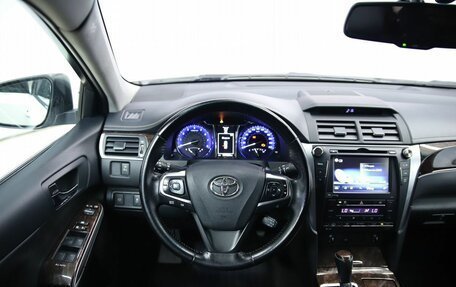 Toyota Camry, 2016 год, 2 410 000 рублей, 13 фотография