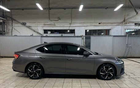 Skoda Octavia IV, 2021 год, 2 600 000 рублей, 2 фотография