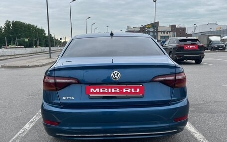 Volkswagen Jetta VII, 2018 год, 1 580 000 рублей, 4 фотография