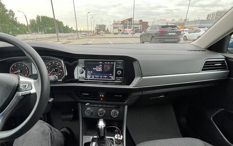 Volkswagen Jetta VII, 2018 год, 1 580 000 рублей, 16 фотография