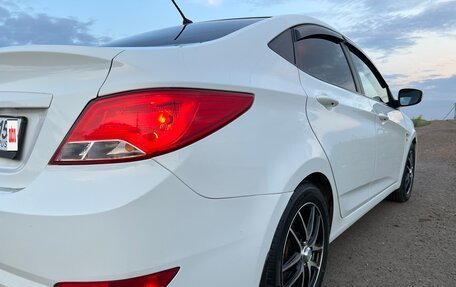 Hyundai Solaris II рестайлинг, 2015 год, 920 000 рублей, 11 фотография