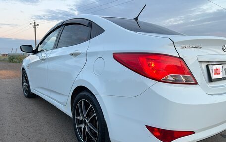 Hyundai Solaris II рестайлинг, 2015 год, 920 000 рублей, 10 фотография