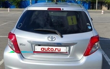 Toyota Vitz, 2012 год, 715 000 рублей, 2 фотография