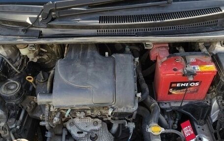 Toyota Vitz, 2012 год, 715 000 рублей, 5 фотография