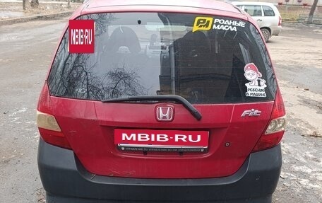 Honda Fit III, 2001 год, 280 000 рублей, 2 фотография