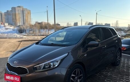 KIA cee'd III, 2013 год, 800 000 рублей, 2 фотография
