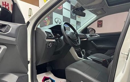 Volkswagen T-Cross I, 2022 год, 1 600 000 рублей, 15 фотография
