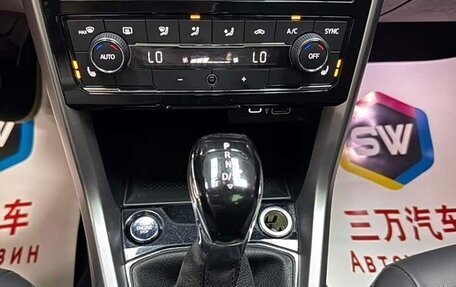Volkswagen T-Cross I, 2022 год, 1 600 000 рублей, 18 фотография