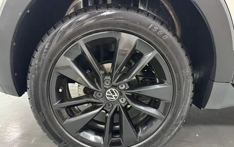 Volkswagen T-Cross I, 2022 год, 1 600 000 рублей, 20 фотография