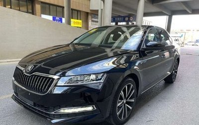 Skoda Superb III рестайлинг, 2023 год, 2 450 000 рублей, 1 фотография