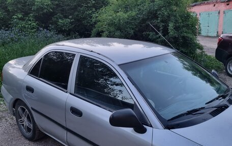Mitsubishi Carisma I, 1998 год, 150 000 рублей, 5 фотография