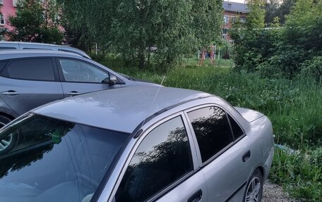 Mitsubishi Carisma I, 1998 год, 150 000 рублей, 4 фотография