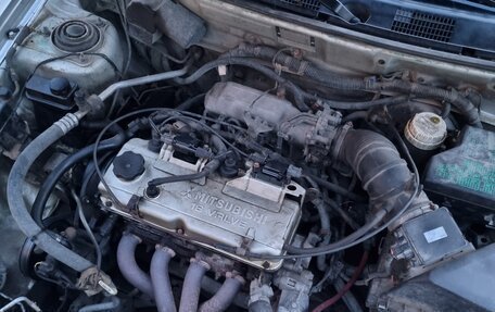 Mitsubishi Carisma I, 1998 год, 150 000 рублей, 8 фотография