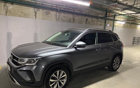 Volkswagen Taos, 2021 год, 2 650 000 рублей, 3 фотография