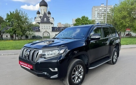Toyota Land Cruiser Prado 150 рестайлинг 2, 2017 год, 4 400 000 рублей, 2 фотография