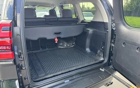 Toyota Land Cruiser Prado 150 рестайлинг 2, 2017 год, 4 400 000 рублей, 9 фотография