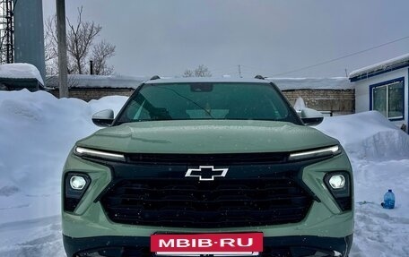Chevrolet TrailBlazer, 2024 год, 2 400 000 рублей, 4 фотография