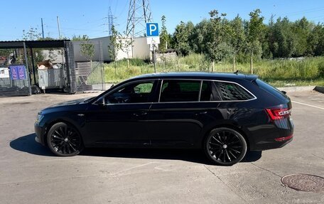 Skoda Superb III рестайлинг, 2018 год, 3 150 000 рублей, 9 фотография