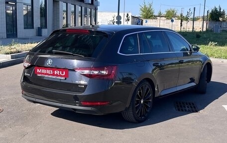 Skoda Superb III рестайлинг, 2018 год, 3 150 000 рублей, 5 фотография