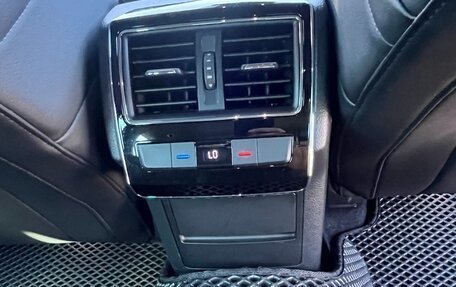 Skoda Superb III рестайлинг, 2018 год, 3 150 000 рублей, 17 фотография