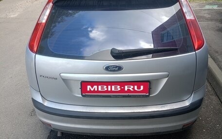 Ford Focus II рестайлинг, 2006 год, 330 000 рублей, 4 фотография