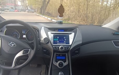 Hyundai Avante, 2012 год, 770 000 рублей, 10 фотография