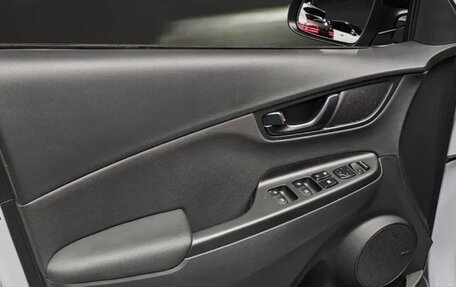 Hyundai Kona I, 2021 год, 2 150 000 рублей, 16 фотография