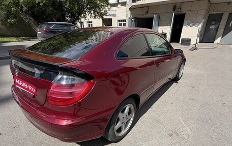 Mercedes-Benz C-Класс, 2001 год, 550 000 рублей, 1 фотография