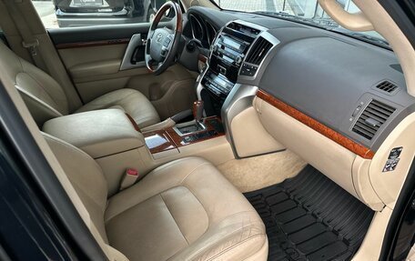 Toyota Land Cruiser 200, 2012 год, 3 450 000 рублей, 19 фотография