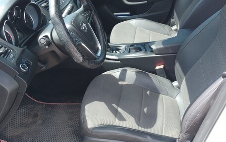 Opel Insignia II рестайлинг, 2012 год, 661 000 рублей, 23 фотография