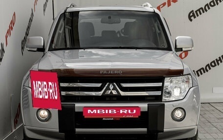Mitsubishi Pajero IV, 2011 год, 1 930 000 рублей, 2 фотография