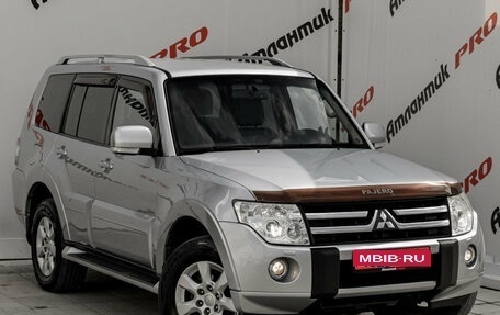 Mitsubishi Pajero IV, 2011 год, 1 930 000 рублей, 3 фотография