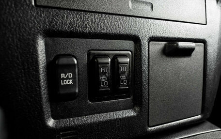 Mitsubishi Pajero IV, 2011 год, 1 930 000 рублей, 29 фотография