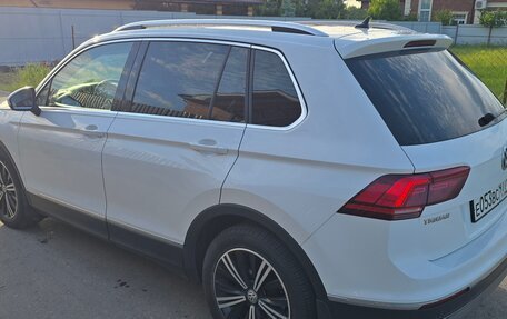 Volkswagen Tiguan II, 2018 год, 2 650 000 рублей, 3 фотография