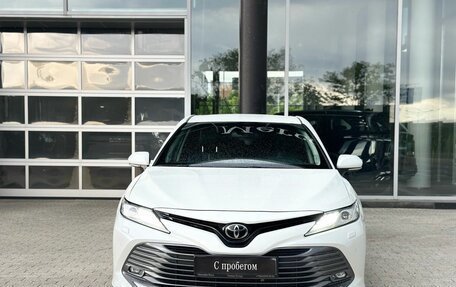 Toyota Camry, 2020 год, 3 300 000 рублей, 6 фотография