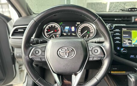 Toyota Camry, 2020 год, 3 300 000 рублей, 9 фотография