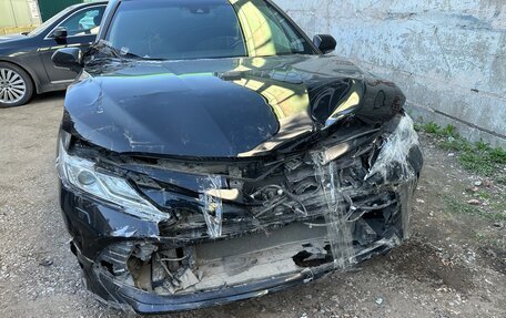 Toyota Camry, 2018 год, 2 100 000 рублей, 6 фотография