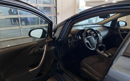 Opel Astra J, 2013 год, 722 000 рублей, 21 фотография