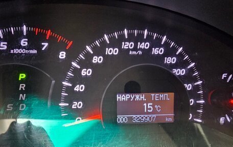 Toyota Avensis III рестайлинг, 2006 год, 800 000 рублей, 4 фотография