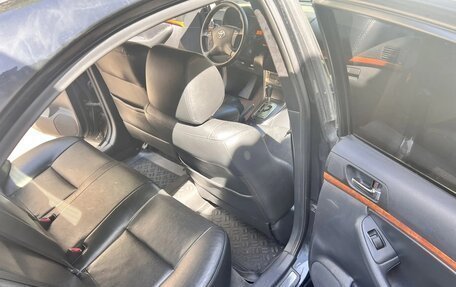 Toyota Avensis III рестайлинг, 2006 год, 800 000 рублей, 5 фотография