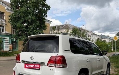 Toyota Land Cruiser 200, 2011 год, 2 900 000 рублей, 2 фотография