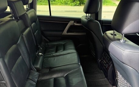 Toyota Land Cruiser 200, 2011 год, 2 900 000 рублей, 7 фотография