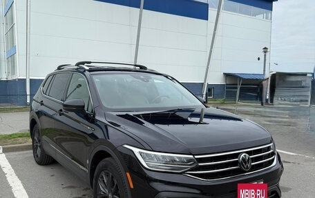 Volkswagen Tiguan II, 2022 год, 4 199 000 рублей, 2 фотография