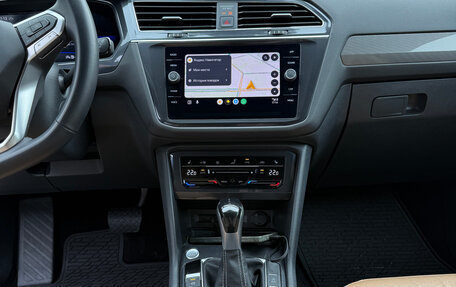Volkswagen Tiguan II, 2022 год, 4 199 000 рублей, 16 фотография