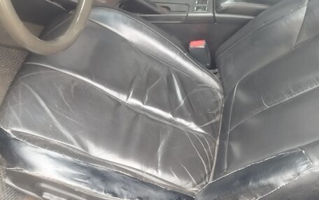 Nissan Maxima VIII, 2001 год, 250 000 рублей, 11 фотография